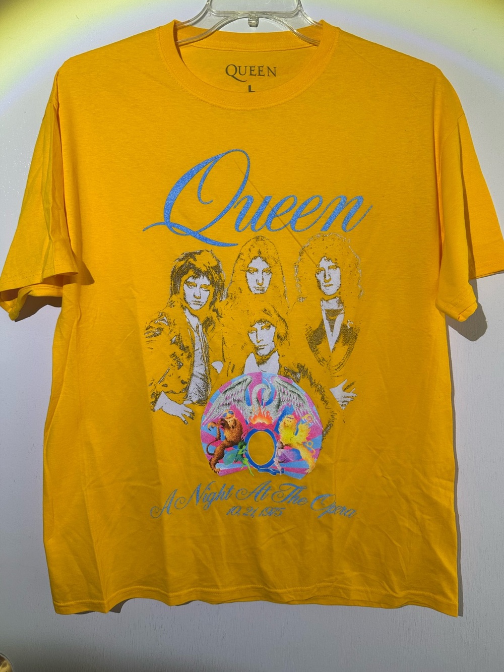 Queen A Night At The Opera 1975 Band T Shirt Size Large Rock Graphic NWOT Tee